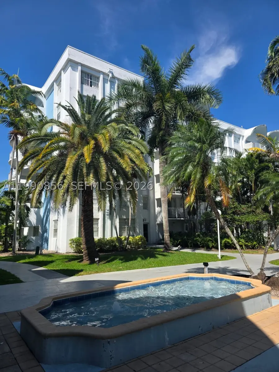 486 NW 165th St #B-405, Miami, FL 33169 - #2