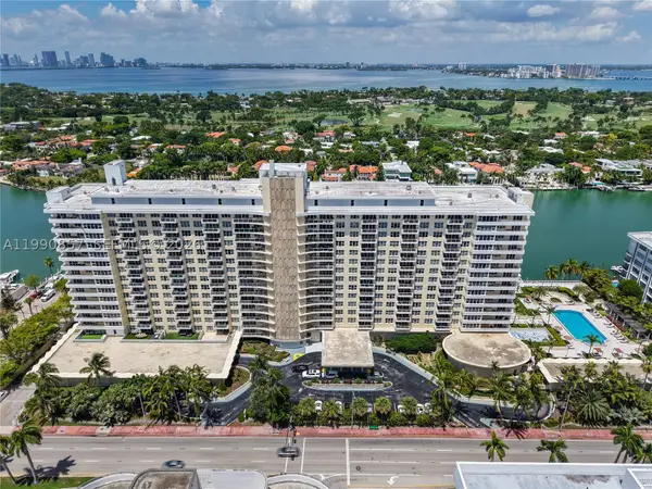 5600 Collins #14K, Miami Beach, FL 33140