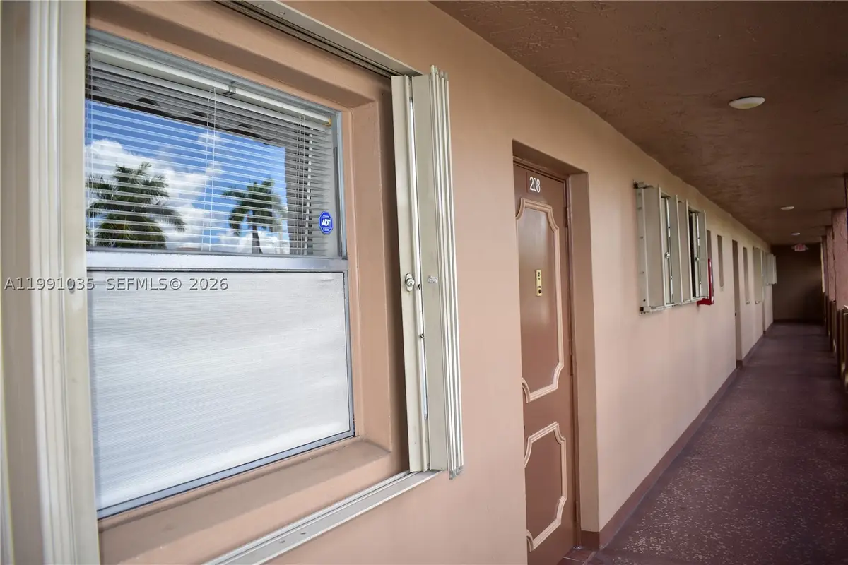 9800 Sunrise Lakes #208, Sunrise, FL 33322 - #1