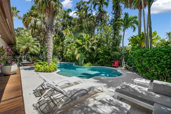 3620 Battersea, Miami, FL 33133