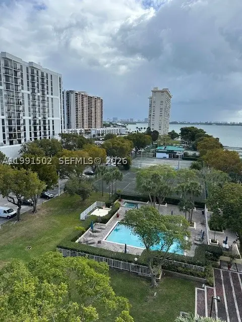 Address Withheld By Seller, Miami, FL 33181 - #2