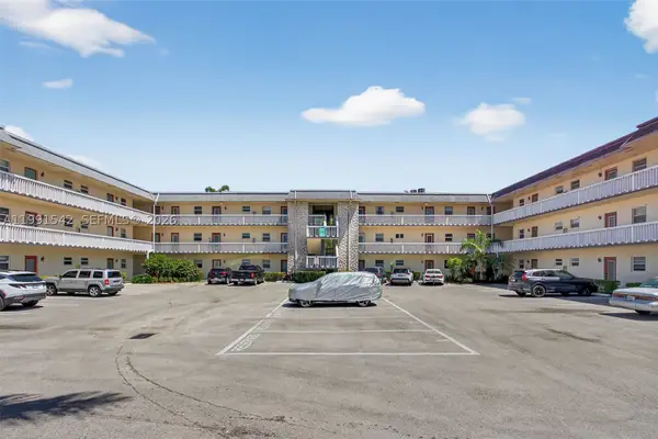 4299 NW 16th #202, Lauderhill, FL 33313