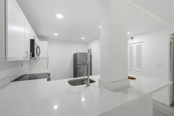 7950 W Mcnab #222, Tamarac, FL 33321