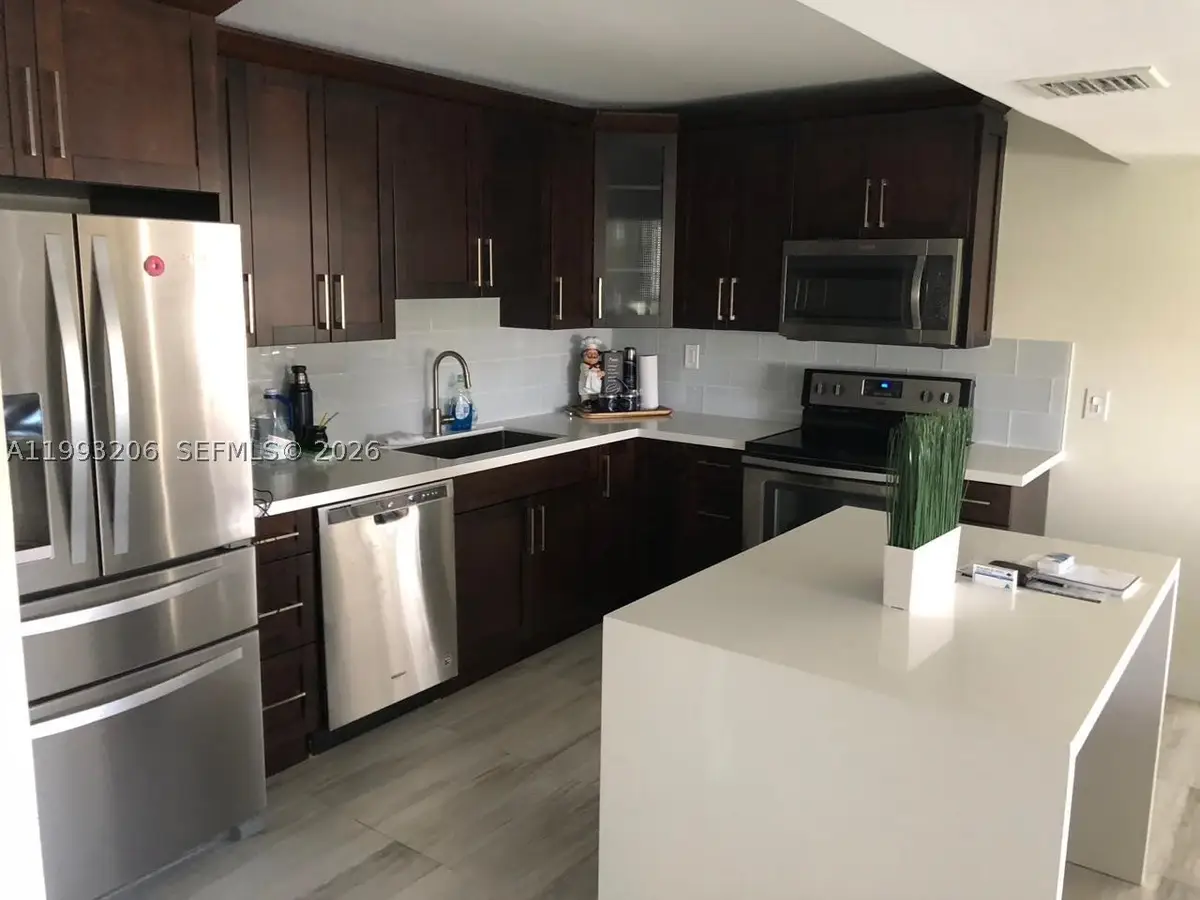 7135 Collins #525, Miami Beach, FL 33141 - #1