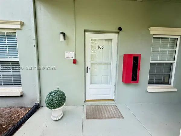 300 Promenade #105, Other Fl City, FL 34698