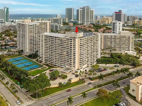 Address Withheld By Seller, Hallandale, FL 33009