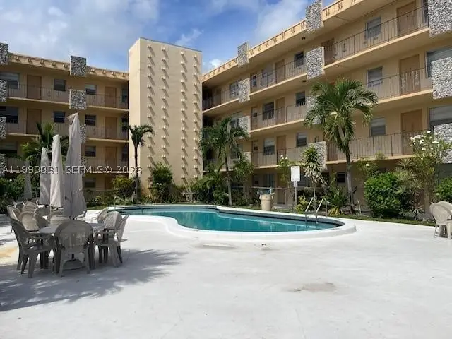 2145 Pierce #403, Hollywood, FL 33020 - #1