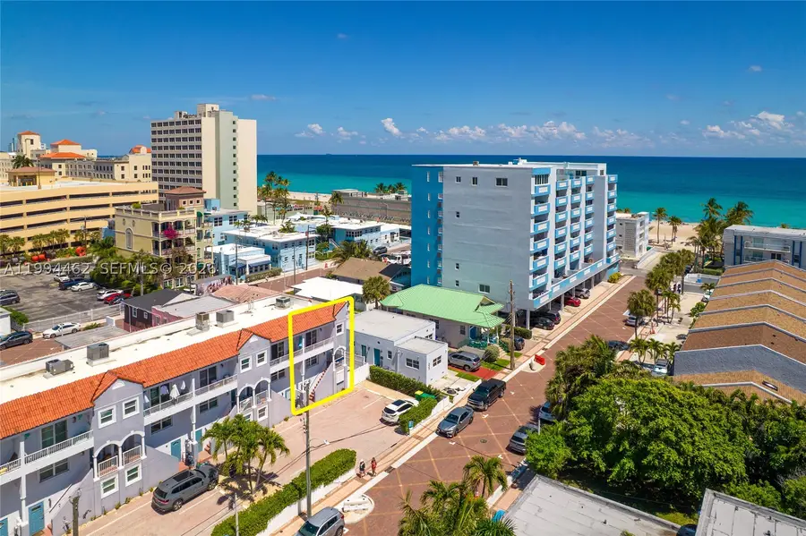 335 Virginia, Hollywood, FL 33019 - #2