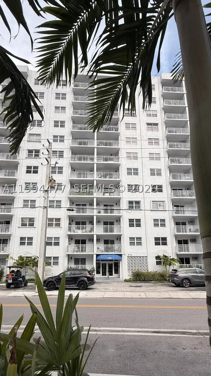 200 S Birch #211, Fort Lauderdale, FL 33316 - #1