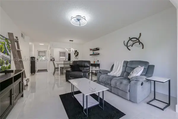 4701 NW 34th #502, Lauderdale Lakes, FL 33319