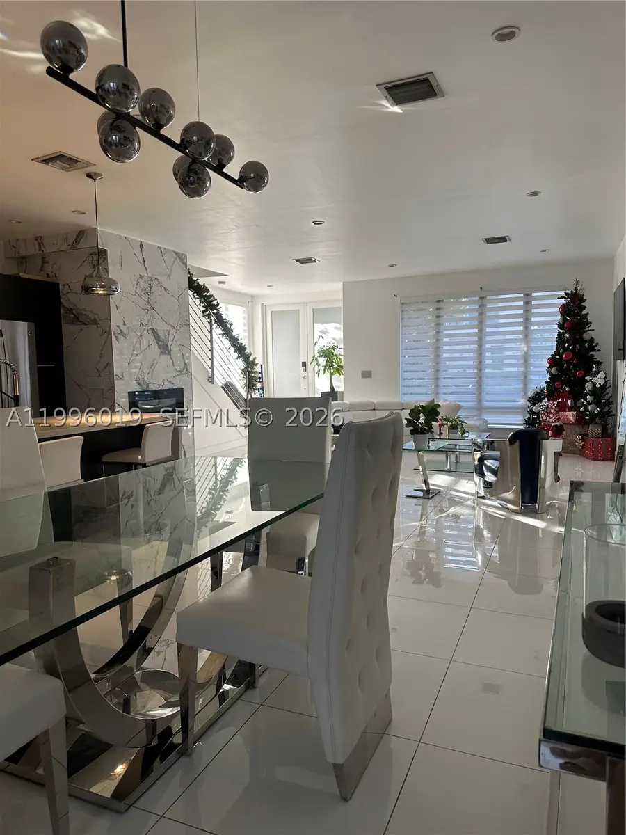 10361 NW 64th, Doral, FL 33178 - #2