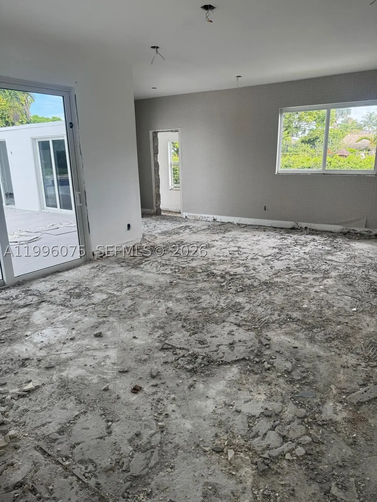 290 NW 125th, Miami, FL 33182 - #1