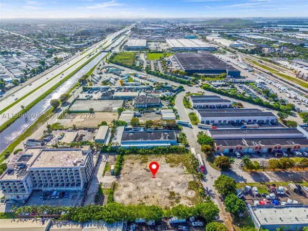 10633 NW 123rd St, Medley, FL 33178