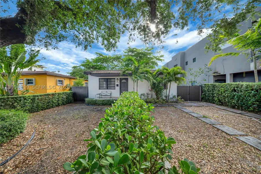3033 Hibiscus, Miami, FL 33133 - #2