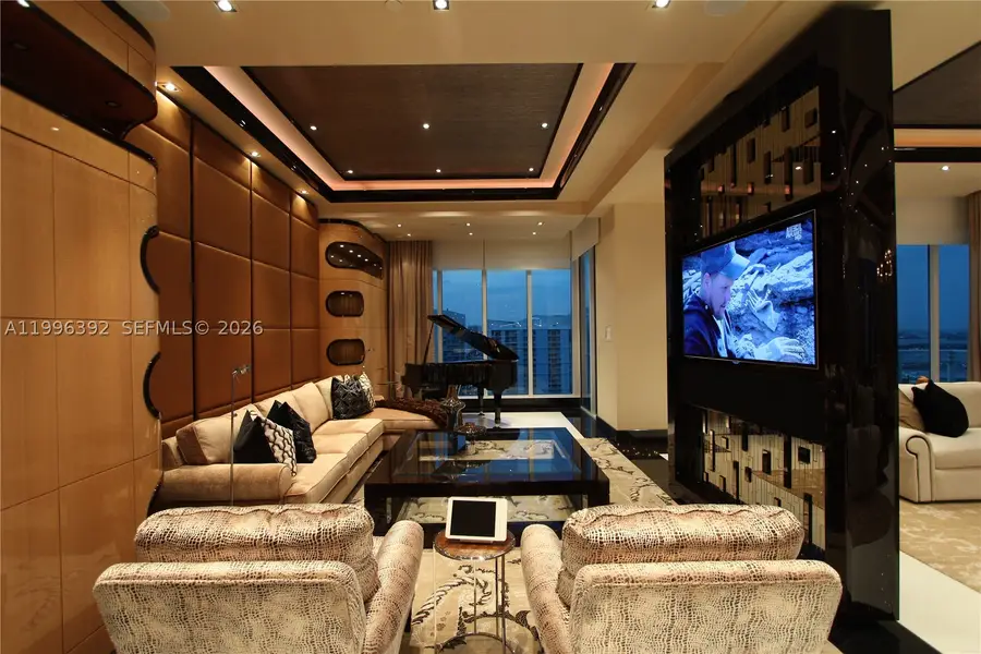 900 Brickell Key #PH3403, Miami, FL 33131 - #2