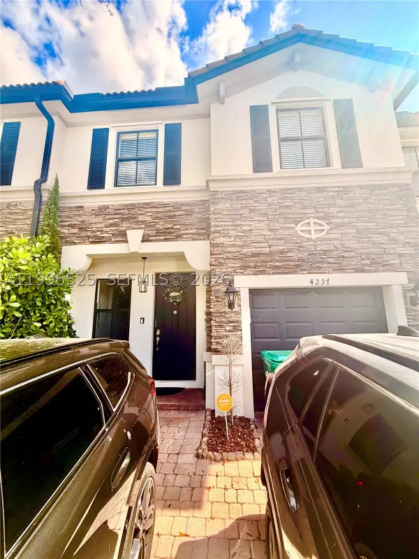 4237 SW 164th #4237, Miami, FL 33185
