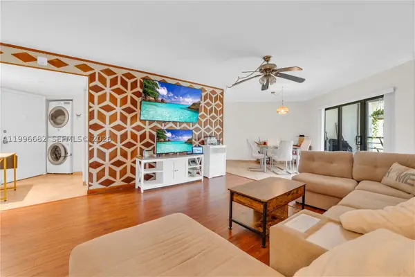 6755 W Broward #405, Plantation, FL 33317
