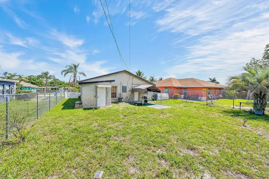 1303 W 6th, Riviera Beach, FL 33404 - #2