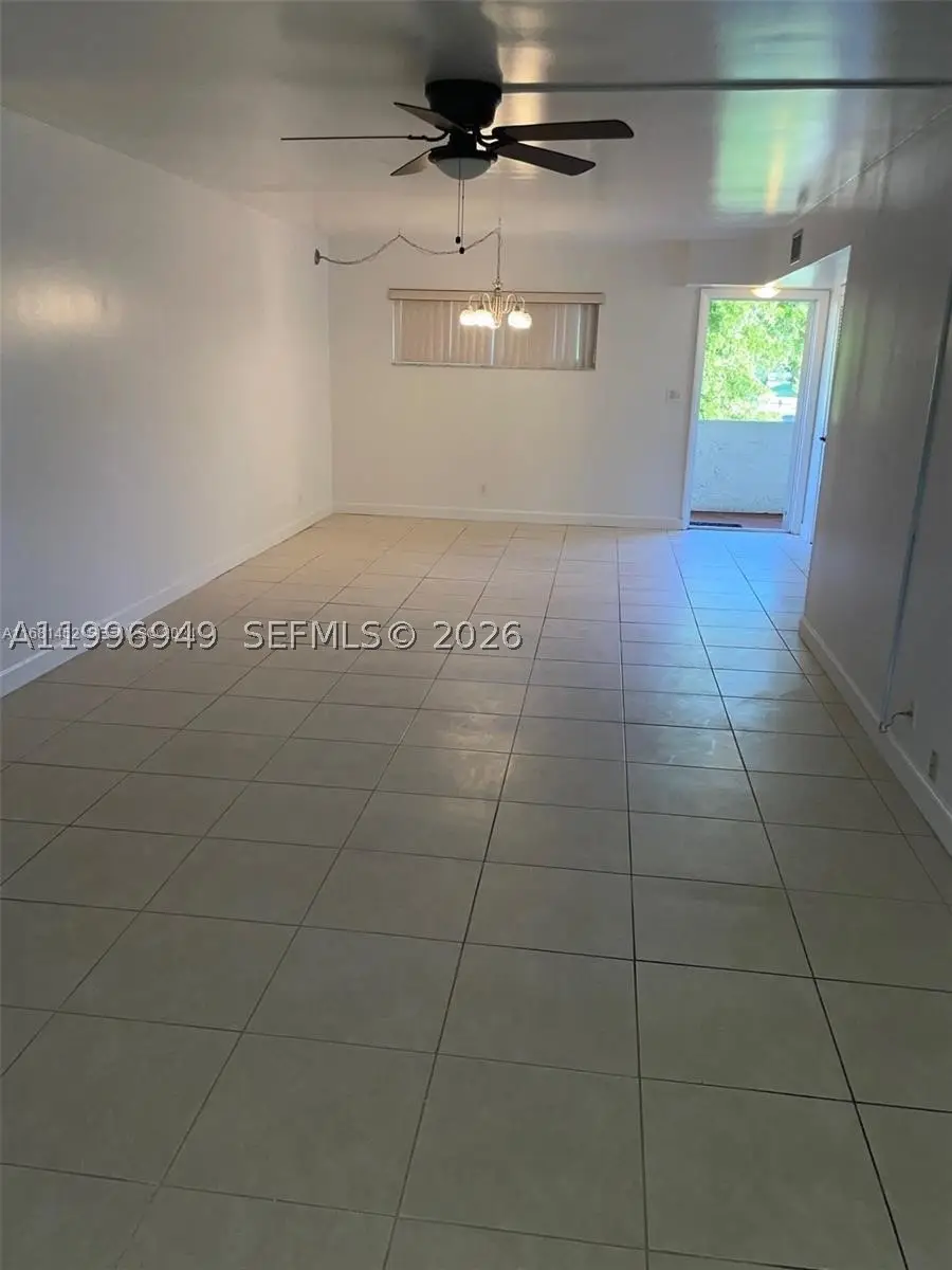 8940 S Hollybrook #306, Pembroke Pines, FL 33025 - #2