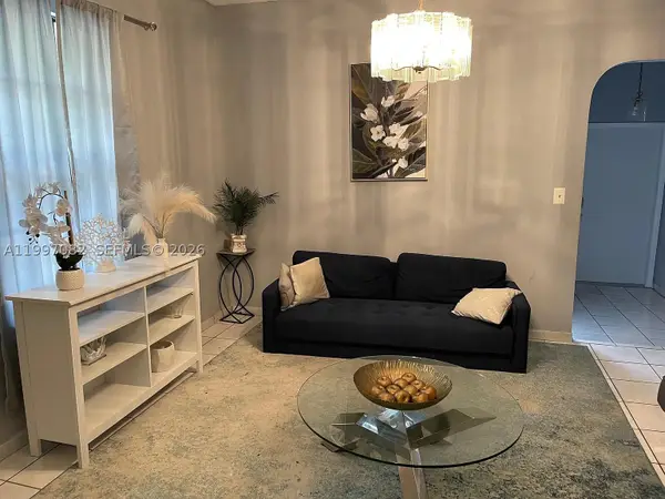 638 SW 15th, Miami, FL 33135