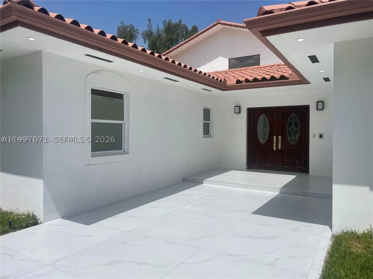 19740 W Saint Andrews, Hialeah, FL 33015 - #1