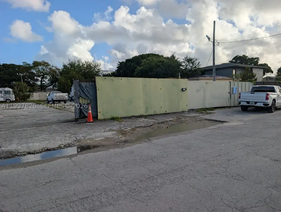 3175 Nw 75th, Miami, FL 33147 - #3