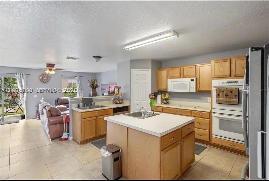 325 Thomasdale, Haines City, FL 33844 - #3
