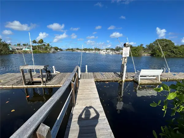 725 Hummingbird #212, North Palm Beach, FL 33408