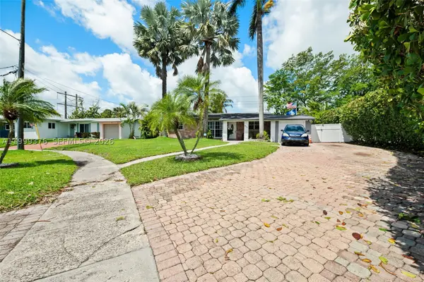 911 SW 51st, Plantation, FL 33317