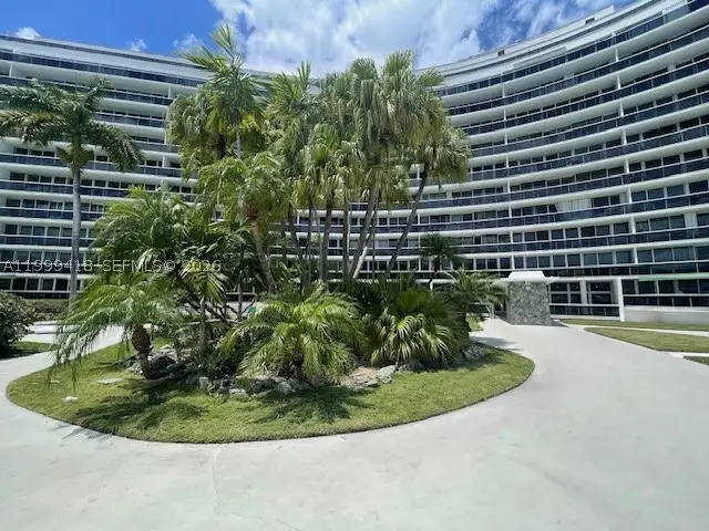 900 Bay #311, Miami Beach, FL 33141 - #1