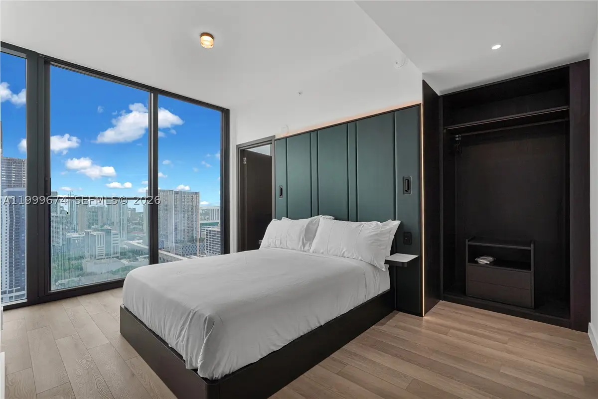 20 NE 11th #3110, Miami, FL 33132 - #1