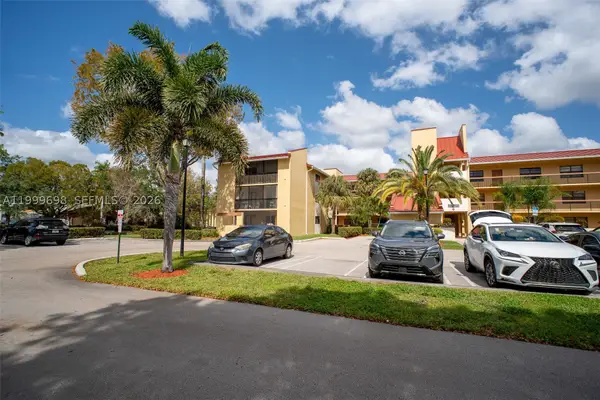 2083 Coral Ridge #N302, Coral Springs, FL 33071