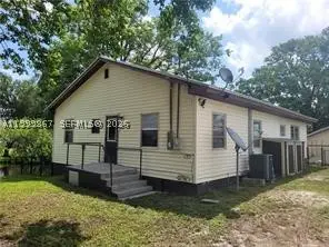 1104 Gulf, Moore Haven, FL 33471 - #1