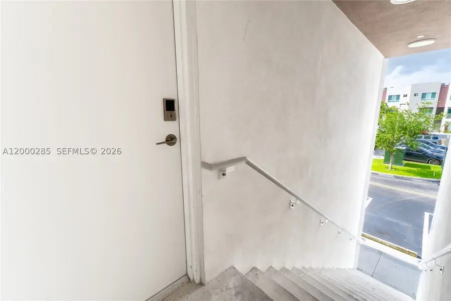 2505 NE 193rd #4215, Miami, FL 33180 - #3