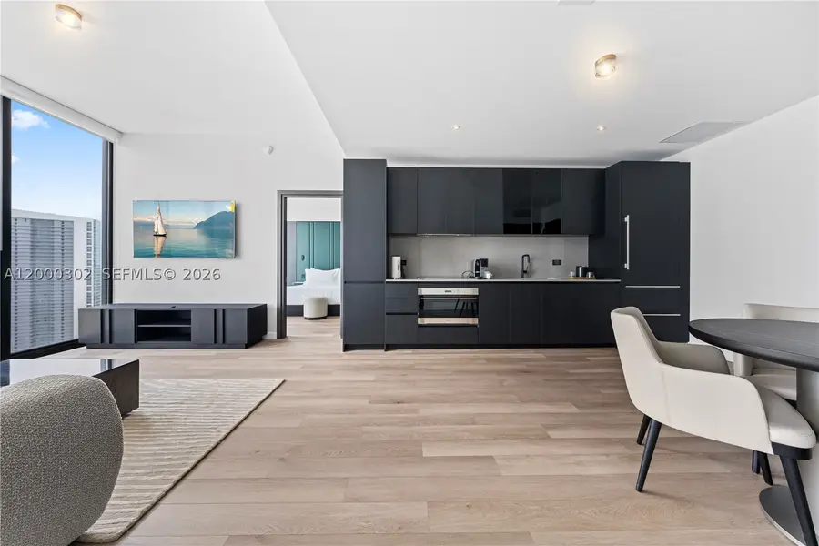 20 NE 11th #4403, Miami, FL 33132 - #3