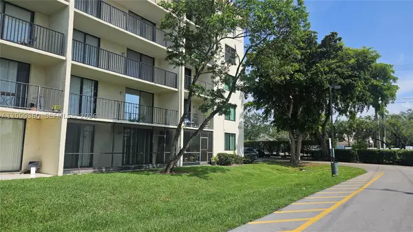 Address Withheld By Seller, Tamarac, FL 33319