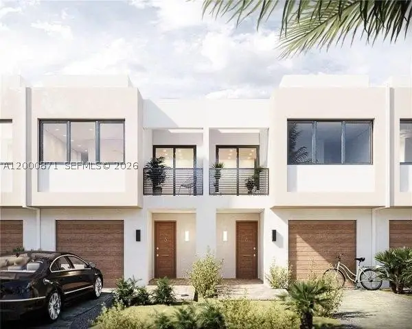 700 Cypress Grove, Pompano Beach, FL 33069