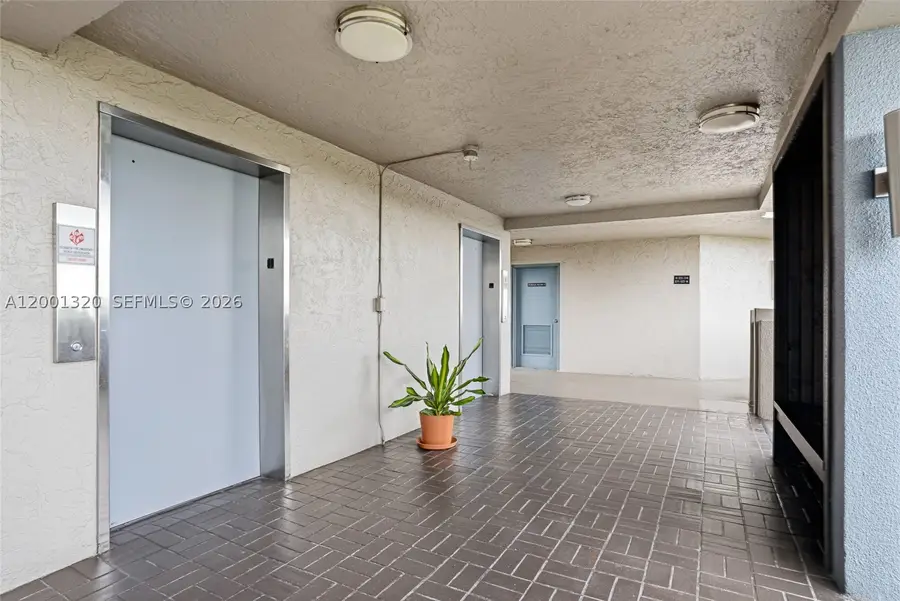 1001 Colony Point #503, Pembroke Pines, FL 33026 - #3