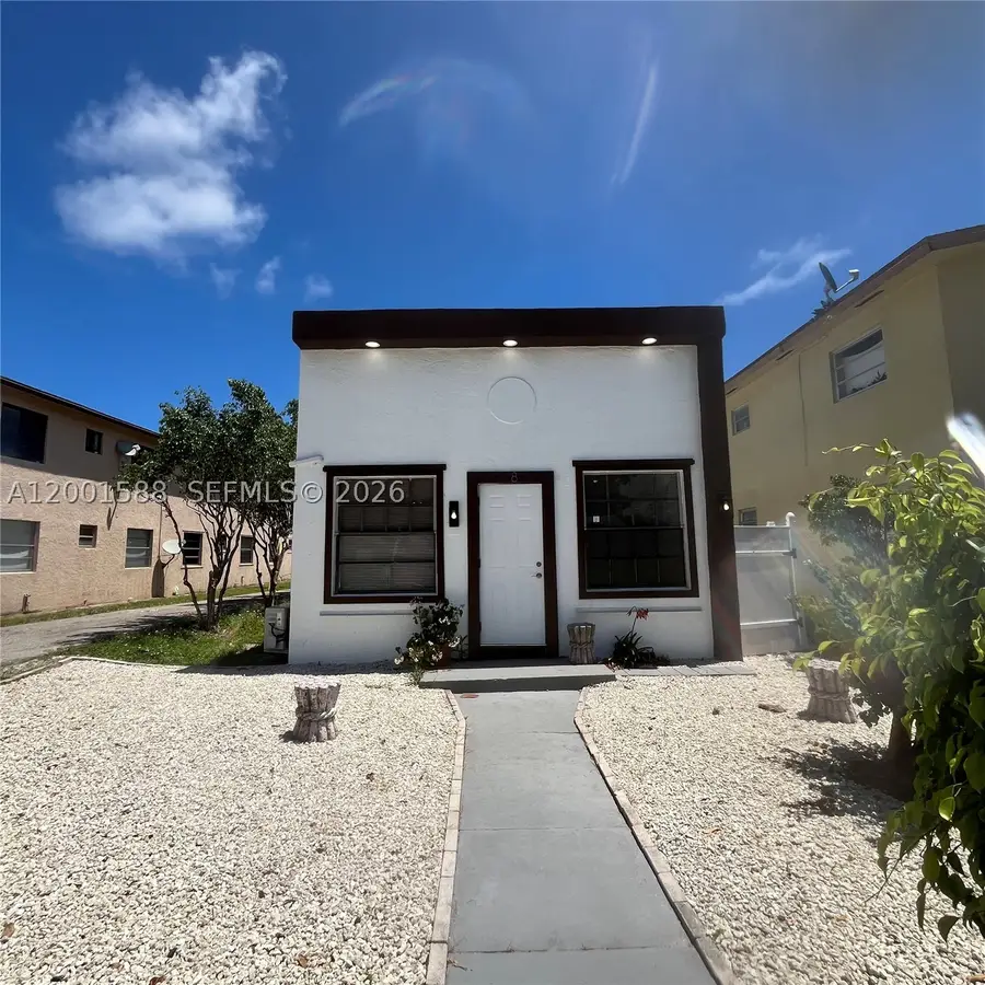 8 S C, Lake Worth, FL 33460 - #2