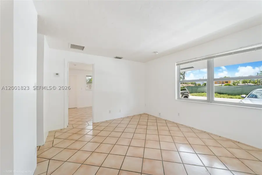 924 NE 17th #1, Fort Lauderdale, FL 33304 - #3