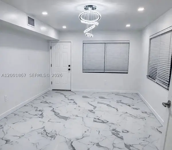 1629 Mayo, Hollywood, FL 33020