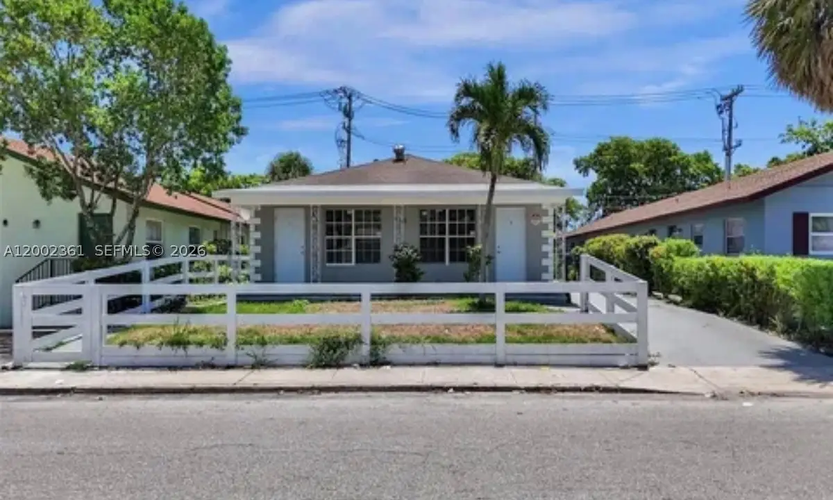 706 S F, Lake Worth, FL 33460 - #1