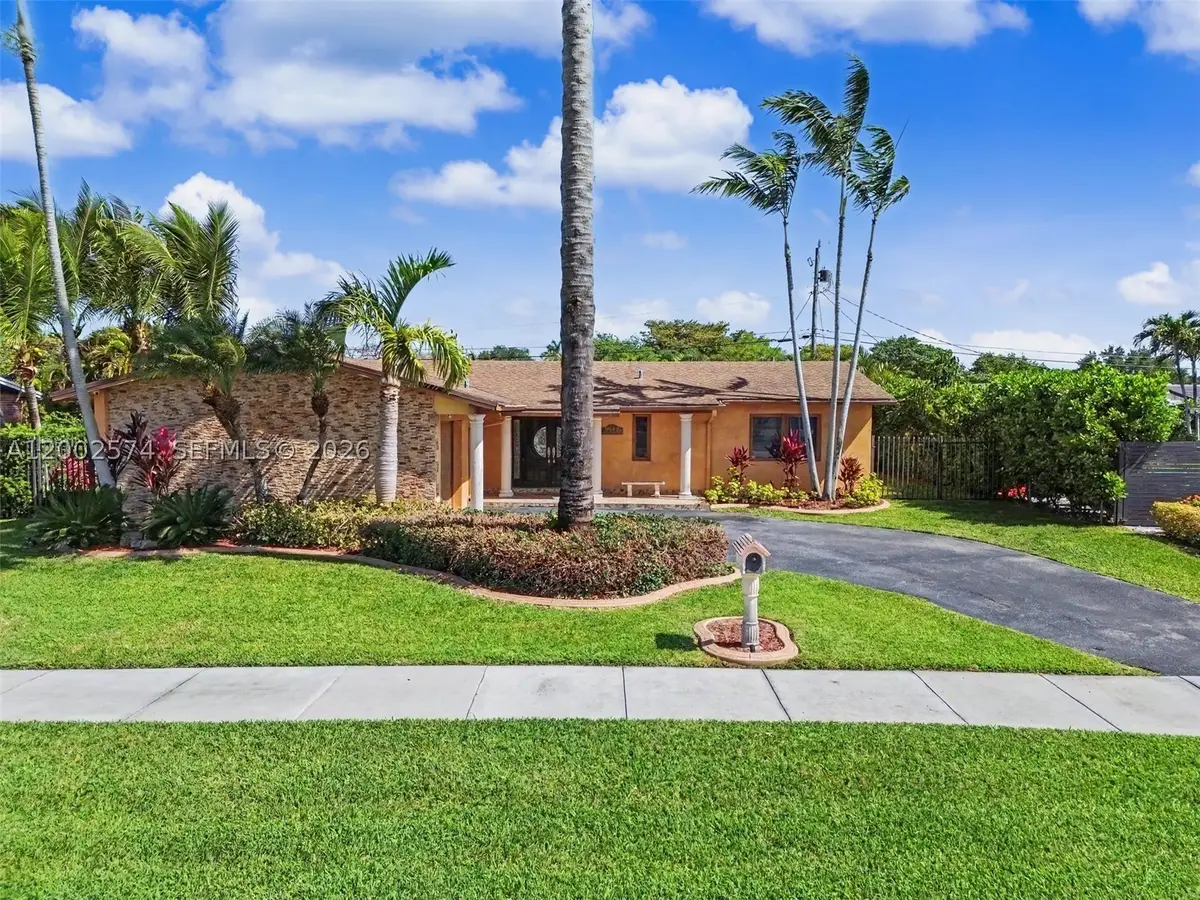 9837 SW 194th, Cutler Bay, FL 33157 - #1