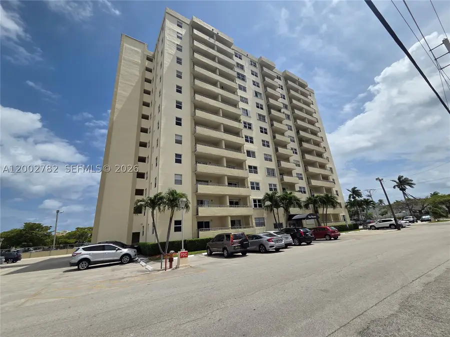 900 NE 18th #1103, Fort Lauderdale, FL 33304 - #2