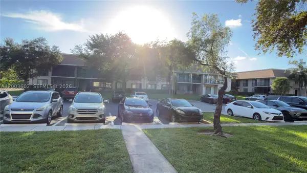 5855 Washington #90, Hollywood, FL 33023