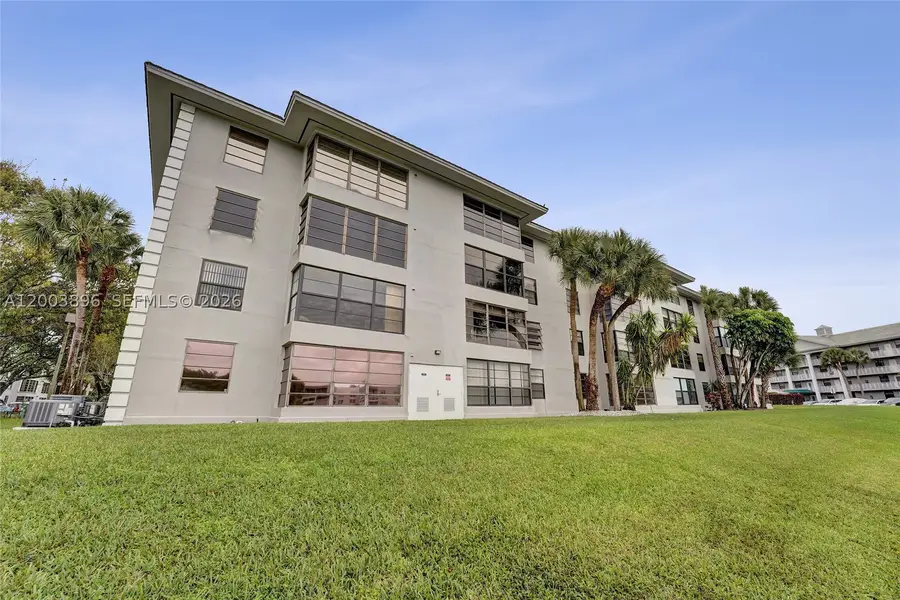 1530 Whitehall #302, Davie, FL 33324 - #3