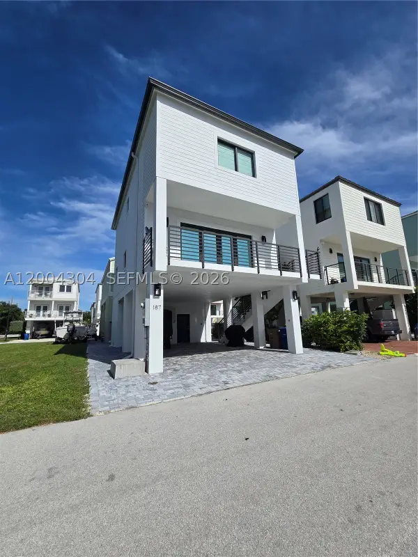 94825 Overseas Hwy #187, Key Largo, FL 33037