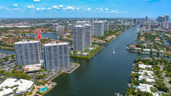 20505 E Country Club #PH-38, Aventura, FL 33180