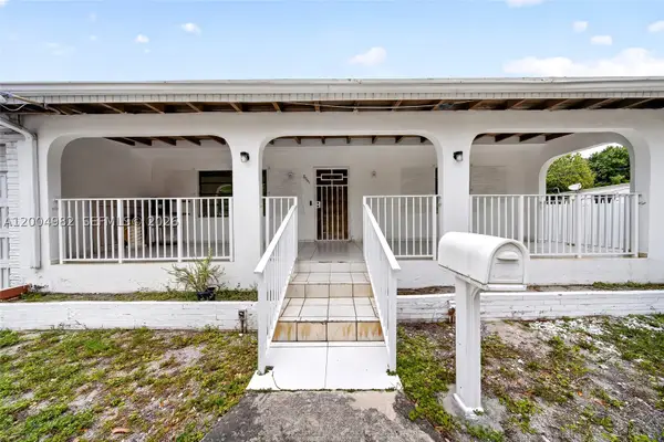 3061 NW 14th, Miami, FL 33125
