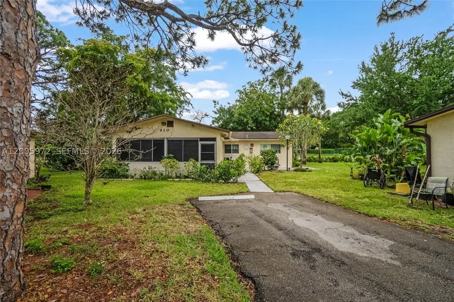 410 SW Natura, Deerfield Beach, FL 33441 - #2